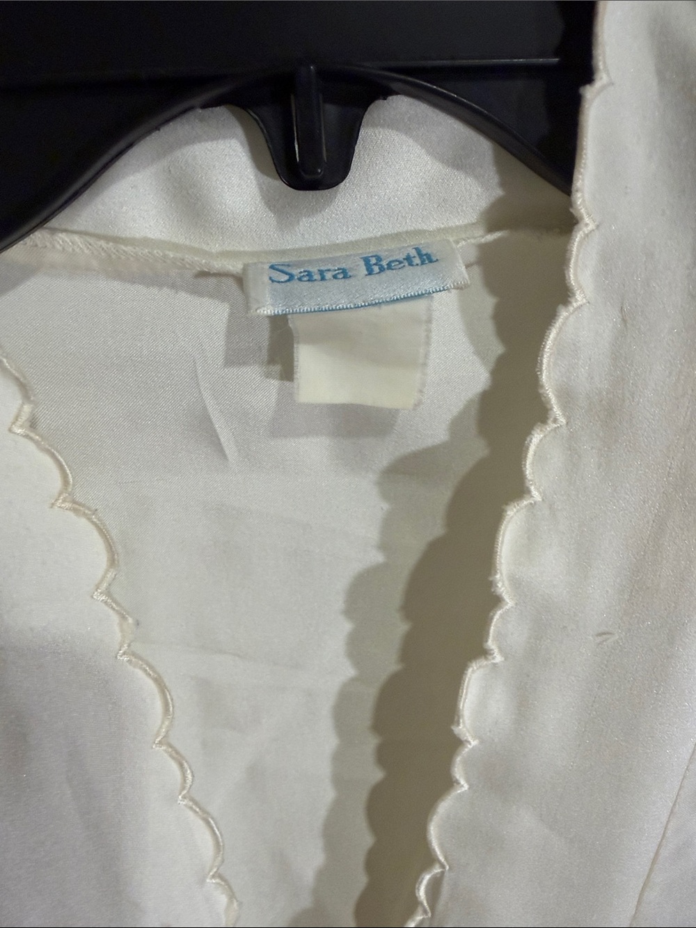 Ivory Embroidered Women’s Robe with Belt - Picture 3 of 4